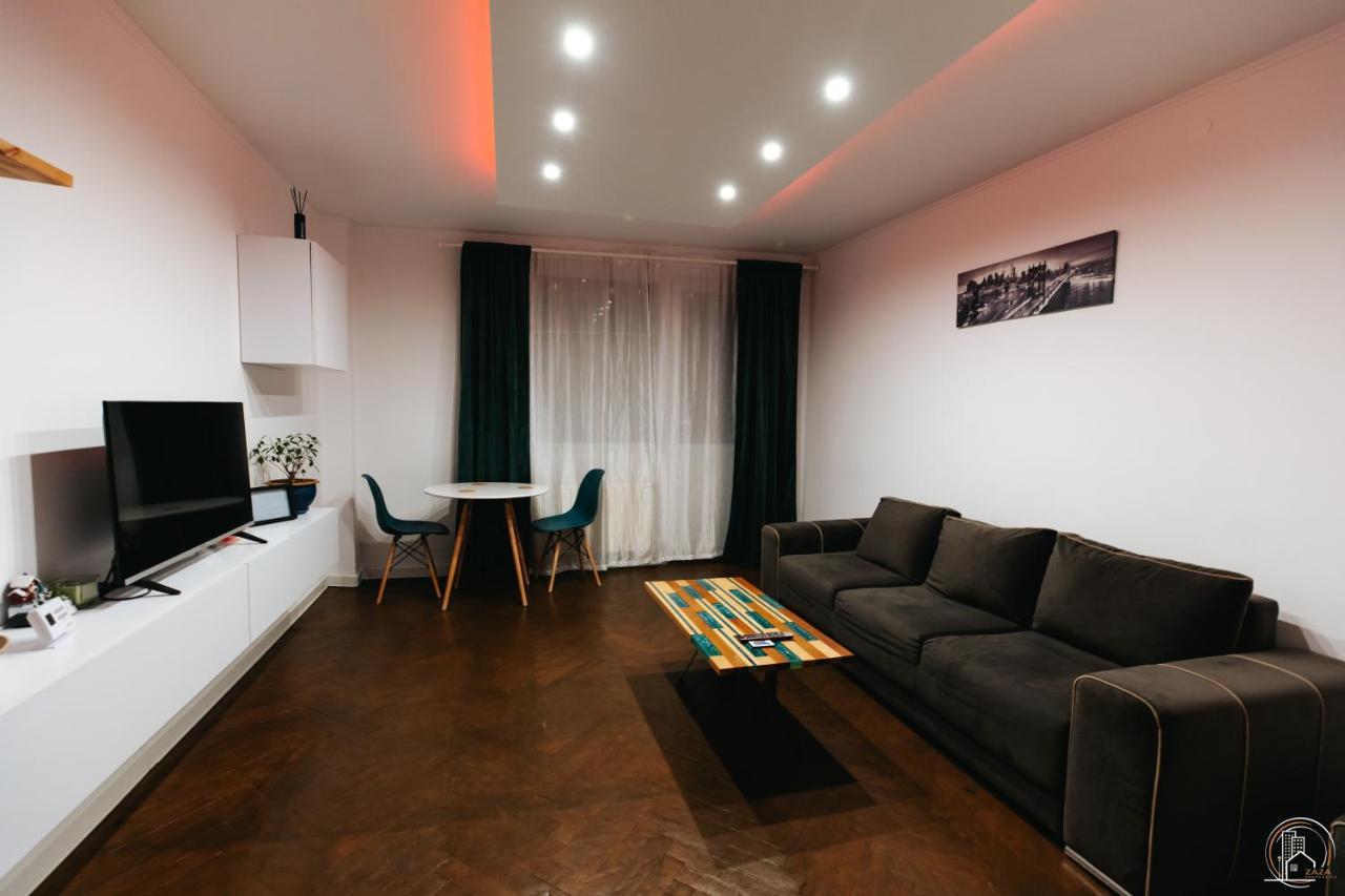 Zaza Apartament - Central Area, With Balcony Târgu Jiu Esterno foto