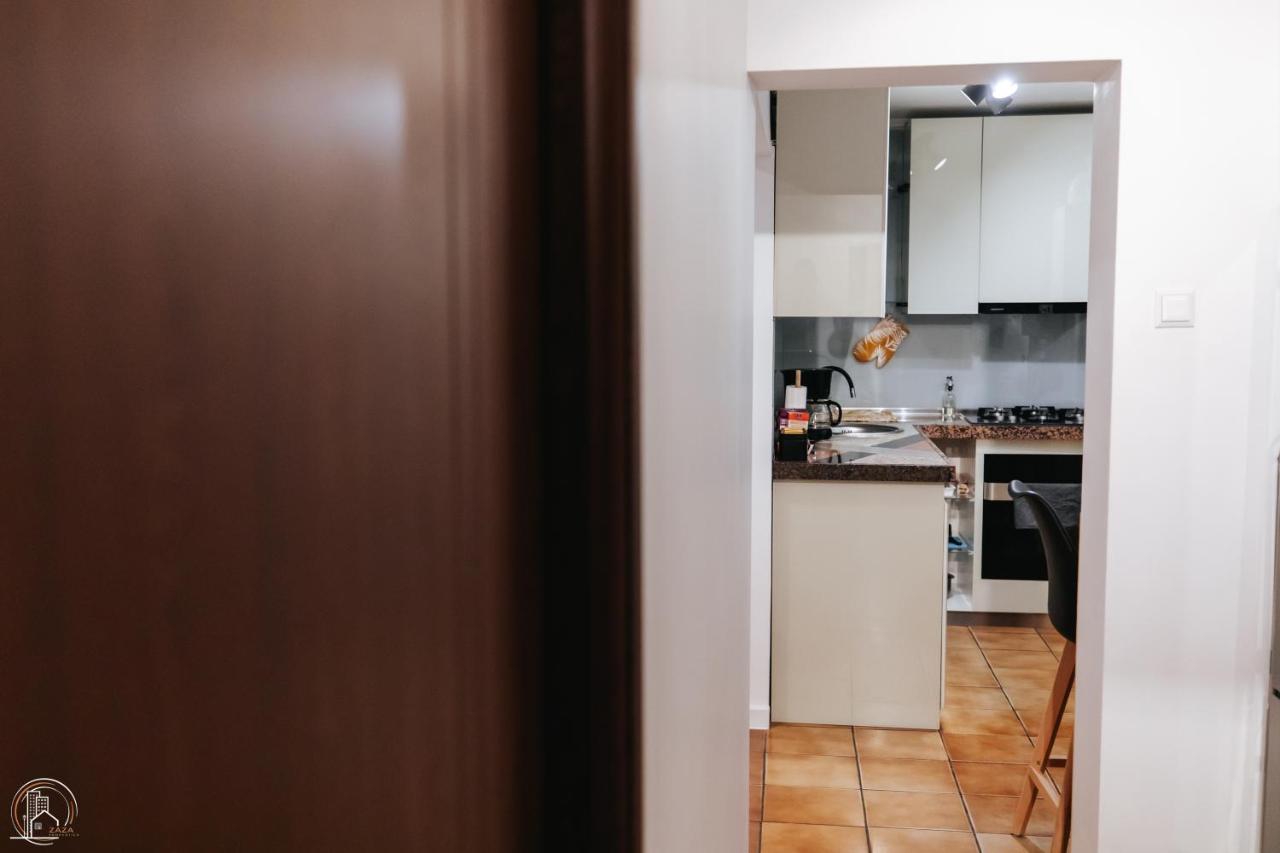 Zaza Apartament - Central Area, With Balcony Târgu Jiu Esterno foto