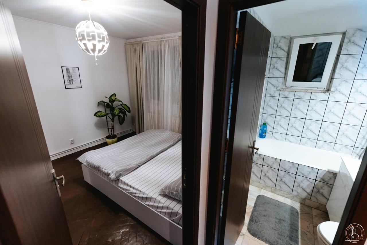 Zaza Apartament - Central Area, With Balcony Târgu Jiu Esterno foto